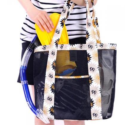 Fashion Foldable Large Travelling Storage Bag..