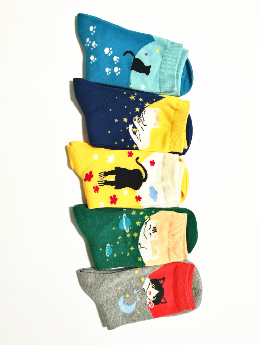 Women's 5 Pairs Cartoon Cats Print Cotton Crew Socks